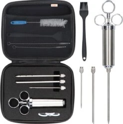 BooGoo® – Professionele RVS Marinade Injectiespuit Deluxe – Marinade Injector Inclusief Tas En Accessoires – Vlees Injectiespuit – Marinade Spuit - Marinade Kwast – BBQ Injectie Spuit Accesoires
