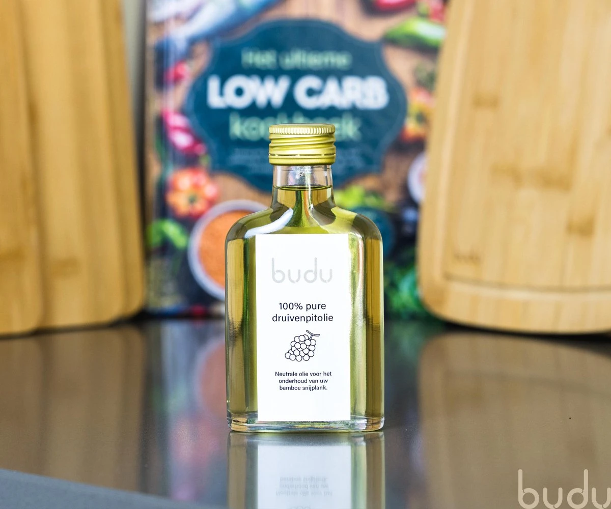 Budu Onderhoudsolie Bamboe Of Houten Snijplanken - Druivenpitolie - 100 Ml - Olie 3 Budu Onderhoudsolie Bamboe Of Houten Snijplanken - Druivenpitolie - 100 Ml - Olie - Afbeelding 3