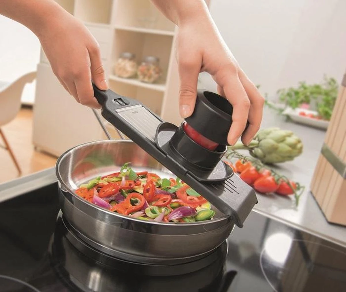 V Cutter Mandoline 'Violi' - Gefu 2 V Cutter Mandoline 'Violi' - Gefu - Afbeelding 2