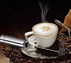 Perow Elektrische Melkopschuimer - Handmatige Melkschuimer - Melkopklopper - Zilver - RVS - Inclusief Batterijen 19 Perow Elektrische Melkopschuimer - Handmatige Melkschuimer - Melkopklopper - Zilver - RVS - Inclusief Batterijen -Merkloos Winkel 1200x1065 13