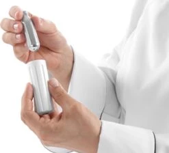 Hendi Slagroomspuit Aluminium - 1 Liter - Professioneel Slagroomapparaat Kitchen Line - Wit - Ø9,5x(H)32cm -Merkloos Winkel 1200x1087 11