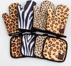 Ovenwanten Leopard - Luipaard - Design - Print - Ovenwanten - Pannenlap - Panterprint - Oven - Warmtebestendig - Hittebestendig - Keuken - Koken - Pannenlappen En Ovenwanten - Pannenlappen Set - 2 Stuks - Ovenhandschoenen - Oven Glove - Pot Pad - -Merkloos Winkel 1200x1110