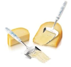 Boska Kaasset Delfts Blauw - Kaasschaaf - Kaasrasp - Kaasschaaf Voor Alle Soorten Kaas - Hollands Cadeau - Cadeauset - Giftset - Cadeautips - Keukengerei - Keuken Accessoires - 10 Jaar Garantie -Merkloos Winkel 1200x1123 7