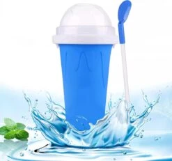 Summer Spark Slushy Maker - Slush Puppy Maker - IJscrusher - Slush Puppy Beker - Slushy Puppy Maker - Slush Maker - Slushy Cup - Tiktok - Blauw 7 Summer Spark Slushy Maker - Slush Puppy Maker - IJscrusher - Slush Puppy Beker - Slushy Puppy Maker - Slush Maker - Slushy Cup - Tiktok - Blauw -Merkloos Winkel 1200x1124 8