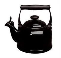 Le Creuset Tradition Fluitketel - 2.1 L - Ebbenzwart 5 Le Creuset Tradition Fluitketel - 2.1 L - Ebbenzwart -Merkloos Winkel 1200x1127 5