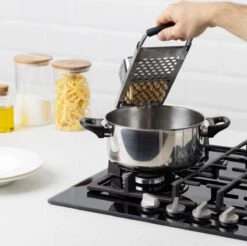 Navaris Handige Spätzlerasp Van Rvs - Spätzle Maker - Rasp Om Spaetzle Mee Te Maken - Met Comfortabele Handgreep - Vaatwasserbestendig -Merkloos Winkel 1200x1193 31