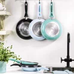 VitaVerde Expert Koekenpannenset Ø 24cm + Ø 28cm - Zwart - Inductie - PFAS-vrij -Merkloos Winkel 1200x1200 1054