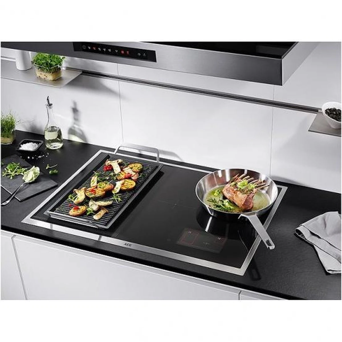 AEG MASTERY COLLECTION Plancha A9HL33 - Grillplaat - Gegoten Aluminium - 22 X 43 Cm 5 AEG MASTERY COLLECTION Plancha A9HL33 - Grillplaat - Gegoten Aluminium - 22 X 43 Cm - Afbeelding 5