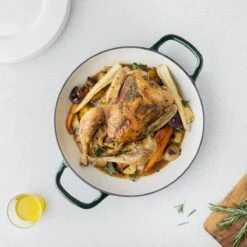 Navaris Gietijzeren Stoofpan Met Deksel- 3,5 Liter Gietijzeren Ovenschaal Van Email - Geschikt Voor Alle Warmtebronnen - Groen 8 Navaris Gietijzeren Stoofpan Met Deksel- 3,5 Liter Gietijzeren Ovenschaal Van Email - Geschikt Voor Alle Warmtebronnen - Groen -Merkloos Winkel 1200x1200 1597