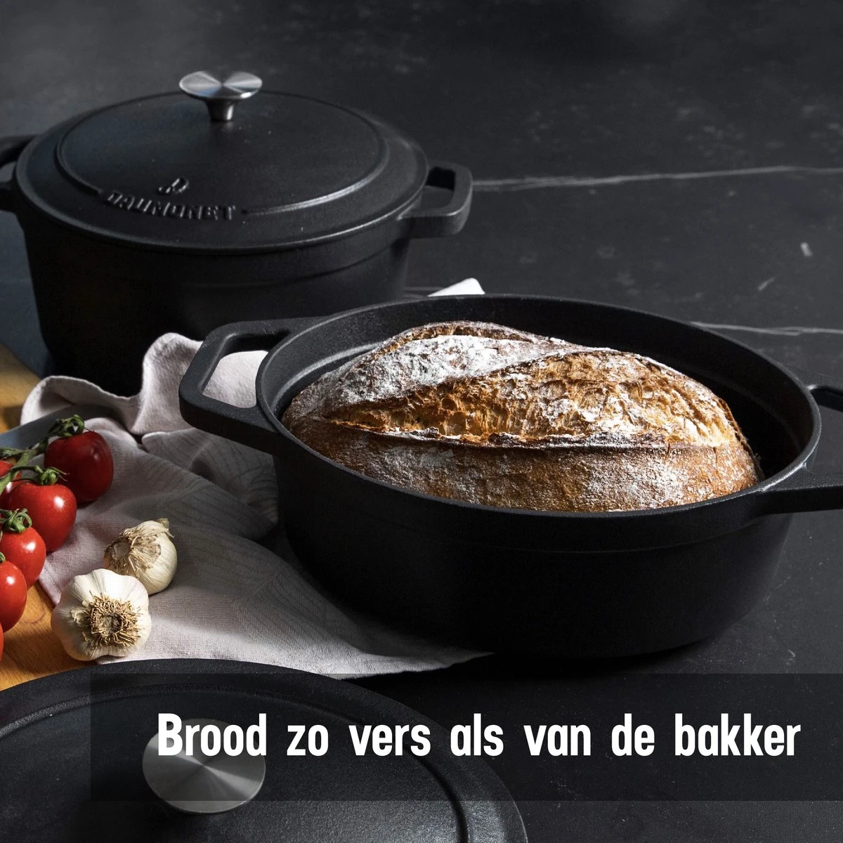 Gietijzeren Braadpan - Sudderpan Zwart Van Daumonet - Ovaal - Ø 29 Cm - 3 Liter - 100% PFAS & PFOA Vrij - Emaille - Geschikt Voor Alle Warmtebronnen - Elektrisch - Gas - Halogeen - Inductie - Keramisch - Vaatwasserbestendig 2 Gietijzeren Braadpan - Sudderpan Zwart Van Daumonet - Ovaal - Ø 29 Cm - 3 Liter - 100% PFAS & PFOA Vrij - Emaille - Geschikt Voor Alle Warmtebronnen - Elektrisch - Gas - Halogeen - Inductie - Keramisch - Vaatwasserbestendig - Afbeelding 2