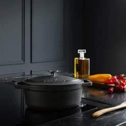 Gietijzeren Braadpan - Sudderpan Zwart Van Daumonet - Ovaal - Ø 29 Cm - 3 Liter - 100% PFAS & PFOA Vrij - Emaille - Geschikt Voor Alle Warmtebronnen - Elektrisch - Gas - Halogeen - Inductie - Keramisch - Vaatwasserbestendig 22 Gietijzeren Braadpan - Sudderpan Zwart Van Daumonet - Ovaal - Ø 29 Cm - 3 Liter - 100% PFAS & PFOA Vrij - Emaille - Geschikt Voor Alle Warmtebronnen - Elektrisch - Gas - Halogeen - Inductie - Keramisch - Vaatwasserbestendig -Merkloos Winkel 1200x1200 1634