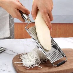 Merkloos Groentesnijder 4-in-1 Rasp - Mandoline – Julienne - Groentensnijder – 4 Opzetstukken – Vaatwasserbestendig – Handmatig Snijden, Schaven En Raspen - Foodprocessor - Keukengereedschap - Multifunctioneel 13 Merkloos Groentesnijder 4-in-1 Rasp - Mandoline – Julienne - Groentensnijder – 4 Opzetstukken – Vaatwasserbestendig – Handmatig Snijden, Schaven En Raspen - Foodprocessor - Keukengereedschap - Multifunctioneel -Merkloos Winkel 1200x1200 2078