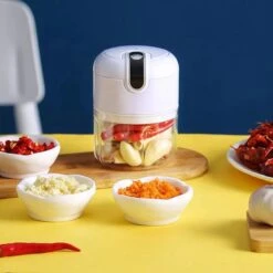 Elektrische Uiensnijder – Groentesnijder – Mini Chopper – Draadloze Keukensnijder – Oplaadbaar – Hakmolen – Mini Blender -Merkloos Winkel 1200x1200 2621