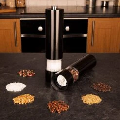 Allkinds Elektrische Peper En Zoutmolen Set - Peper En Zoutstel Elektrisch - Keukengerei - Batterij - Lichtgevend - RVS - Mat Zwart -Merkloos Winkel 1200x1200 2875