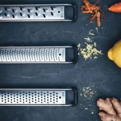 Boska Handrasp Star Monaco+ - Keukenrasp - Handrasp - Handrasp Kaas - Handrasp Fijn - Citroenrasp - Kaas Raspen - Handrasp RVS - Vaatwasserbestendig - Keukengerei - Keuken Accessoires - 10 Jaar Garantie -Merkloos Winkel 1200x1200 3040