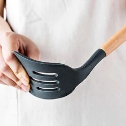 Krumble Keukengerei - Spatels Set - Bakspatel - Roerspatel - Garde - Ophangbaar - 11 Delig - Kookgerei - BPA Vrij - Siliconen Spatels Met Houten Steel - Grijs En Bruin -Merkloos Winkel 1200x1200 3235