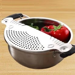 RVS Afgietdeksel- Afgiethulp Met Handvaten- Veilig Afgieten -Keuken Zeef- Vaatwasser Bestendig- Sieve- 26cm- Keuken Tool -Merkloos Winkel 1200x1200 3749