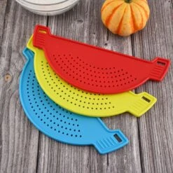 Merkloos Vergiet - Afgietdeksel Met Handvaten - Afgiethulp - Zeef - Afgieten - Solide Compacte Afgietdeksel - Rood -Merkloos Winkel 1200x1200 3809