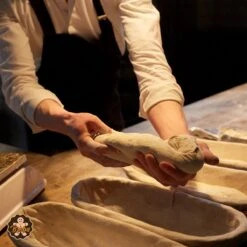 Broba Rijsmand Broodbakvorm – Incl. RVS Deegmes En Deegsnijder – Banneton Met Deegkrabber - Brood Bakset -Merkloos Winkel 1200x1200 5151