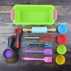 Kinderbakset 18 Delig - Bakset Voor Kinderen - Bakvorm - Bakvormen - Bakken - Cupcake Vormpjes - Cupcakes - Deegroller - Bakkwast - Bakspatel - Set -Merkloos Winkel 1200x1200 5200