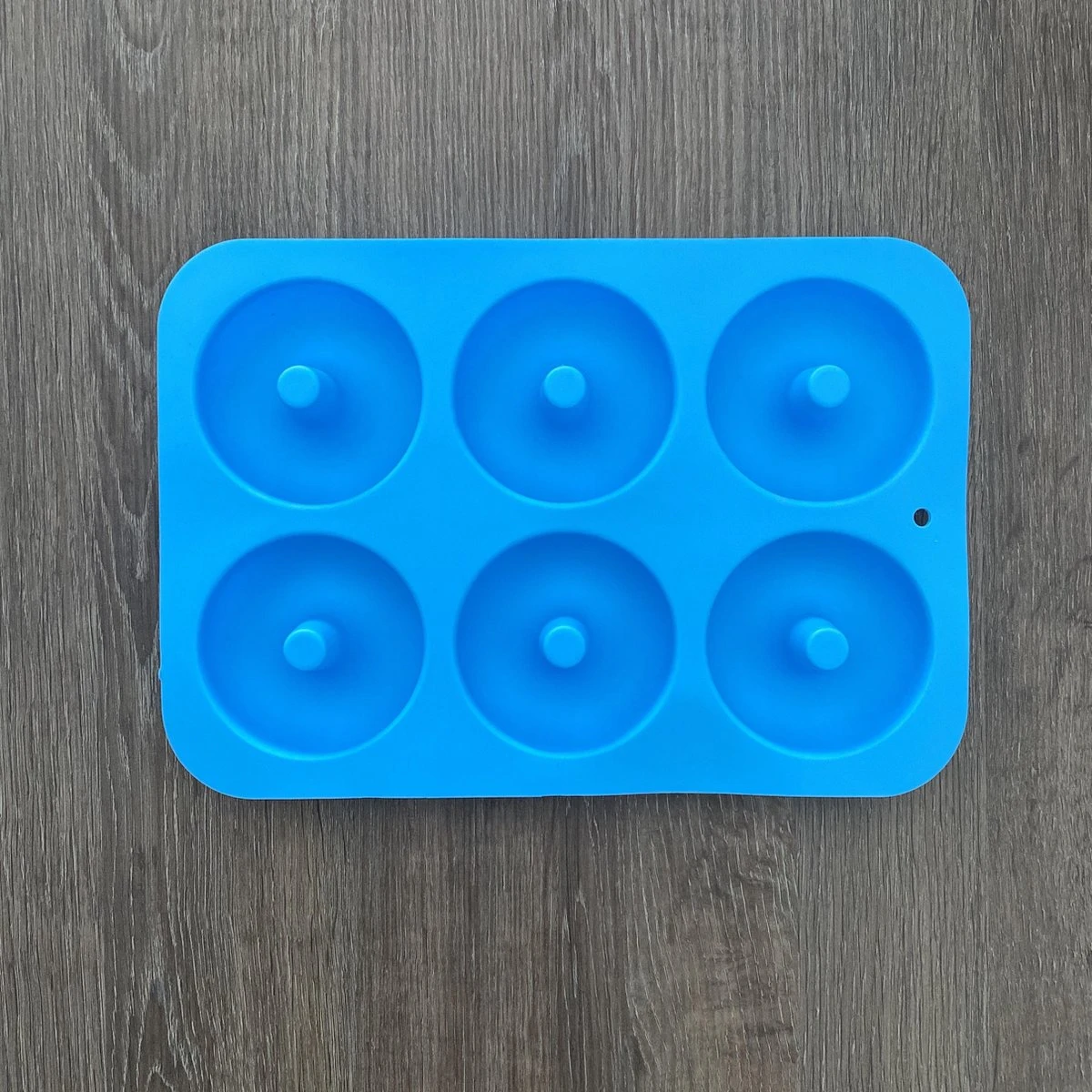 Merkloos Siliconen Donut Bakvorm / Mal - Zelf Donuts Maken! 1 Merkloos Siliconen Donut Bakvorm / Mal - Zelf Donuts Maken!