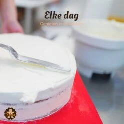 Broba Taart Decoratie Set - Bakset Met Taartzaag - Glaceermes Paletmes - Spuitzak Met Spuitmondjes - Siliconen Pannenlikker En Bakkwast - Herbruikbaar - Bakset - Bakken Spullen - Bakspullen -Merkloos Winkel 1200x1200 5560