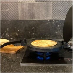 Chefs Cuisine Tortilla Pers - Roti Maker - Tortilla - Gietijzer - ⌀25 -Merkloos Winkel 1200x1200 6169