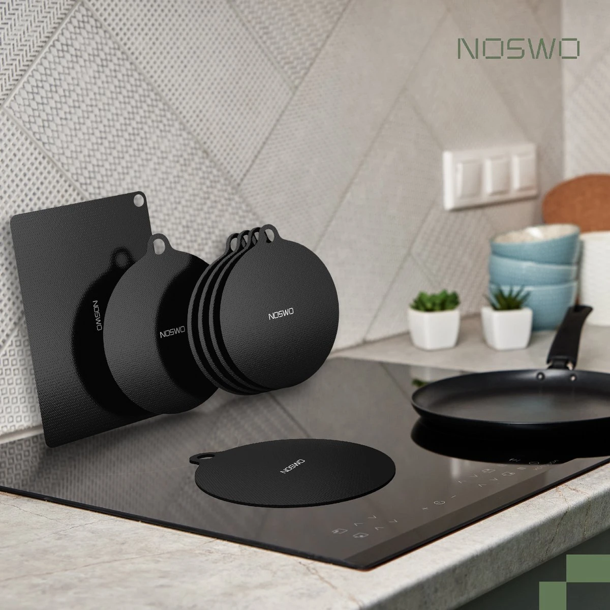 Noswo Inductie Beschermer - Set Van 6 Inclusief Schraper - Voor Elk Formaat - Hittebestendig Tot 250 ºC - Inductie Afdekplaat - Inductie Mat - Panbeschermers - Onderzetter - Rond 4 Noswo Inductie Beschermer - Set Van 6 Inclusief Schraper - Voor Elk Formaat - Hittebestendig Tot 250 ºC - Inductie Afdekplaat - Inductie Mat - Panbeschermers - Onderzetter - Rond - Afbeelding 4