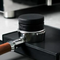 Koffieverdeler - 53.3mm - Zwart - Koffie Distributeur - Espresso Verdeler - Coffee Distributor - Sage Barista – Solis Espressomachine - Breville -Merkloos Winkel 1200x1200 7051