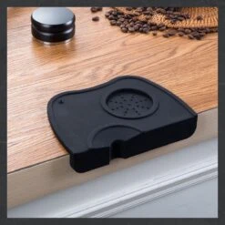 Keufens Tampermat - Tamper - Tampingmat - Koffie Accesoires - Tamping Station - Tamperstation - Tampermat Sage - Tamping - Tampermat Zwart - Tampermat Met Hoek -Merkloos Winkel 1200x1200 7070