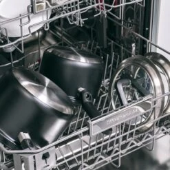 BK Flow Cool Black Glas Kookpannenset - 4-delig - Zwart - Glazen Deksel - Veilig Afgietsysteem - Inductie 11 BK Flow Cool Black Glas Kookpannenset - 4-delig - Zwart - Glazen Deksel - Veilig Afgietsysteem - Inductie -Merkloos Winkel 1200x1200 946