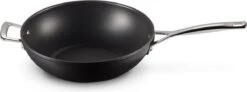 LE CREUSET - Les Forgees - Wokpan 30cm -Merkloos Winkel 1200x445 1