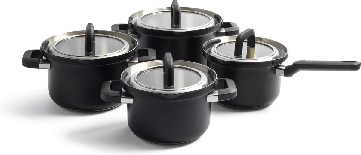 BK Flow Cool Black Glas Kookpannenset - 4-delig - Zwart - Glazen Deksel - Veilig Afgietsysteem - Inductie 1 BK Flow Cool Black Glas Kookpannenset - 4-delig - Zwart - Glazen Deksel - Veilig Afgietsysteem - Inductie
