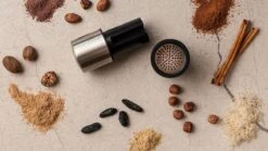 Microplane 48960 Nootmuskaatmolen Zwart/rvs -Merkloos Winkel 1200x673 13