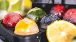 Sareva IJsblokjesvorm - 6 Bollen -Merkloos Winkel 1200x674 24