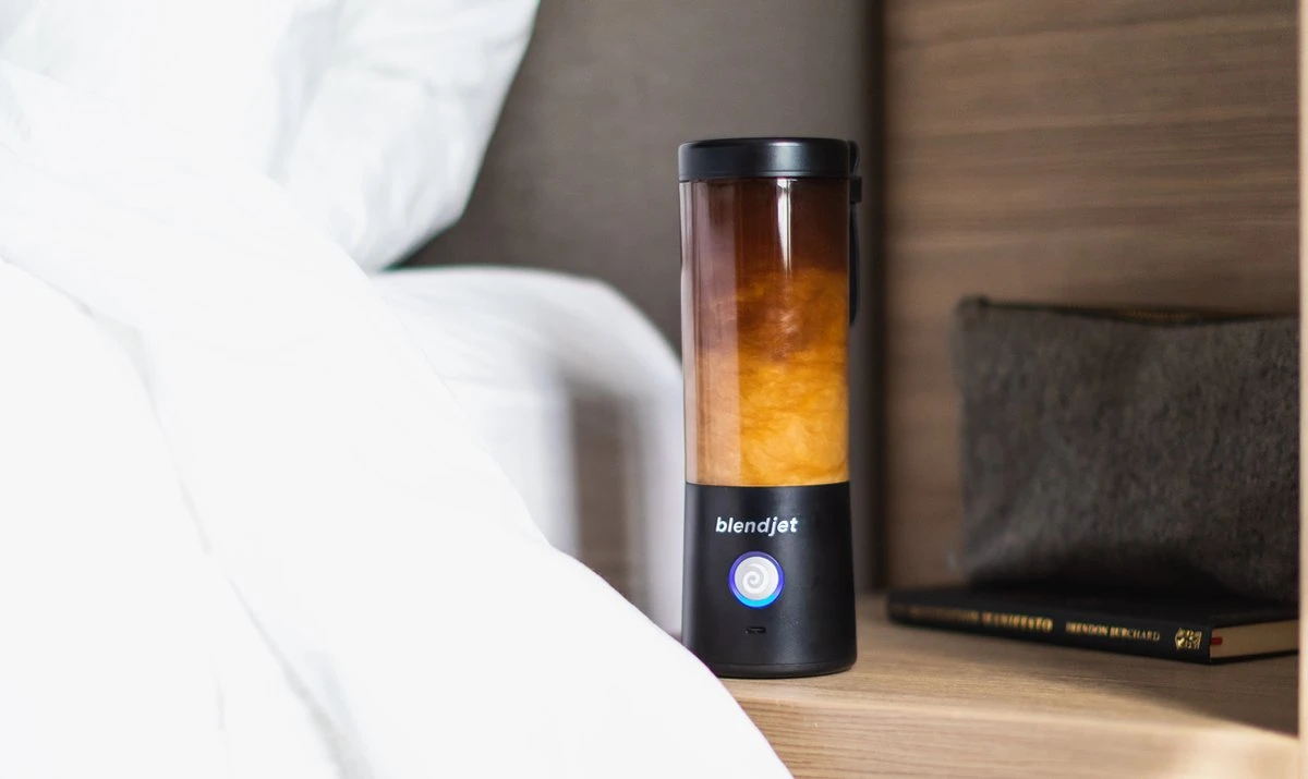 Blendjet 2 - Portable Blender - Blender To Go - Draadloze Blender - Draagbare Blender - Smoothie Maker - USB-C Oplaadbaar - 475 ML - Zwart 4 Blendjet 2 - Portable Blender - Blender To Go - Draadloze Blender - Draagbare Blender - Smoothie Maker - USB-C Oplaadbaar - 475 ML - Zwart - Afbeelding 4