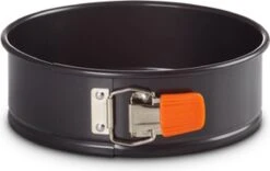 Le Creuset Springvorm - Ø 20 Cm - Zwart -Merkloos Winkel 1200x758 7