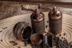 Zout En Pepermolen Set - Kruidenmolen - Pepermolen Molen - Pepermolen - Kruidenmolen - Zoutmolen - Koffiebonenmolen - Kruidenmolen Handleiding - (Antiek Koper) -Merkloos Winkel 1200x793 4