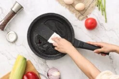 Swiss Pro+ | Set 14 Delige Pannenset | Inductie - Pannensets - Glazen Deksel - Met Afneembare Handgreep - Marmeren Interieur -PFAS-vrij | Black (Zwart) 16 Swiss Pro+ | Set 14 Delige Pannenset | Inductie - Pannensets - Glazen Deksel - Met Afneembare Handgreep - Marmeren Interieur -PFAS-vrij | Black (Zwart) -Merkloos Winkel 1200x799 102