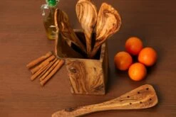 OLIVIEU ~ 5-delig Olijfhouten Duurzame Keukengerei Set Met Keukengerei Houder ~ Houten Kookgerei ~ Minimalistisch & Handgesneden ~ Keukengerei Pot ~ Kookgerei Set Met Kookgerei Houder -Merkloos Winkel 1200x800 291