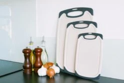 Ubian 3-delige Kunststof Snijplanken Set Met Anti-slip Handvaten – Incl. Grote Snijplank Van 40x24cm 16 Ubian 3-delige Kunststof Snijplanken Set Met Anti-slip Handvaten – Incl. Grote Snijplank Van 40x24cm -Merkloos Winkel 1200x800 352