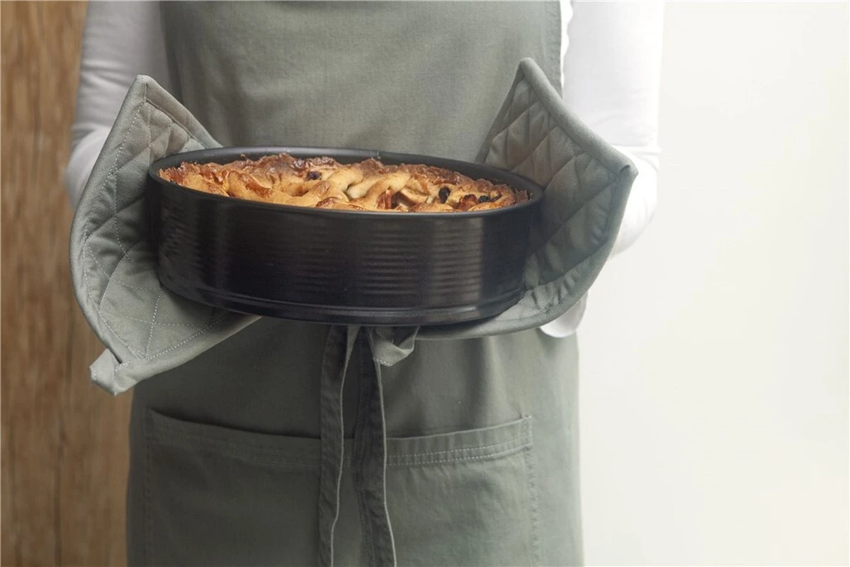 Walra Kookset Cook With A Smile - Set Van 2 Pannenlappen En 1 Ovenwant - 100% Katoen - Legergroen 4 Walra Kookset Cook With A Smile - Set Van 2 Pannenlappen En 1 Ovenwant - 100% Katoen - Legergroen - Afbeelding 4