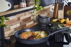 Tefal Black Stone Koekenpannenset - Ø 24/28 Cm -Merkloos Winkel 1200x801 8