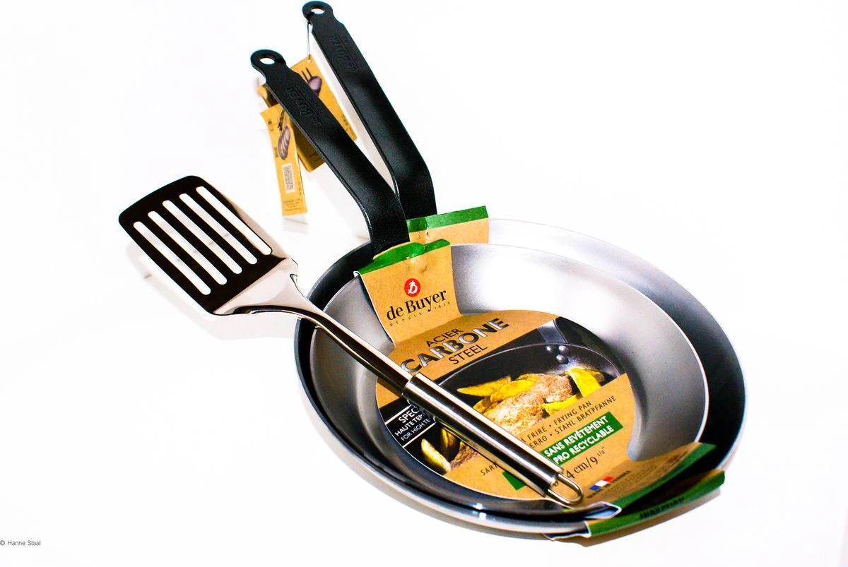 DeBuyer Carbone Plus Koekenpannenset Inductie - Zonder Anti Aanbaklaag - Gratis Spatel - Alle Warmtebronnen 1 DeBuyer Carbone Plus Koekenpannenset Inductie - Zonder Anti Aanbaklaag - Gratis Spatel - Alle Warmtebronnen