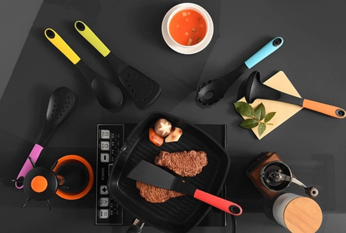 Cheffinger CF-UT01 Kookgerei – Keukengerei – 7-delige Keukengerei Set Met Standaard 7 Cheffinger CF-UT01 Kookgerei – Keukengerei – 7-delige Keukengerei Set Met Standaard - Afbeelding 7