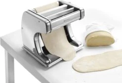 Hendi Pastamachine Elektrisch -Merkloos Winkel 1200x817 14