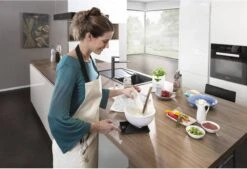 Soehnle Keukenweegschaal Page Compact 100 -Merkloos Winkel 1200x823 13