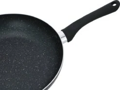 Alpina Koekenpan Ø28cm - Alle Warmtebronnen, Ook Inductie - Anti-aanbak - Gemarmerd - Zwart -Merkloos Winkel 1200x901 1