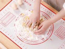 Bondoo Deegmat Groot 80x60cm - Silicone - Rood - Inclusief Deegschraper 31 Bondoo Deegmat Groot 80x60cm - Silicone - Rood - Inclusief Deegschraper -Merkloos Winkel 1200x905 26