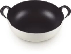 Le Creuset Gietijzeren Balti-pan In Meringue 24 Cm 2,7l -Merkloos Winkel 1200x908 1